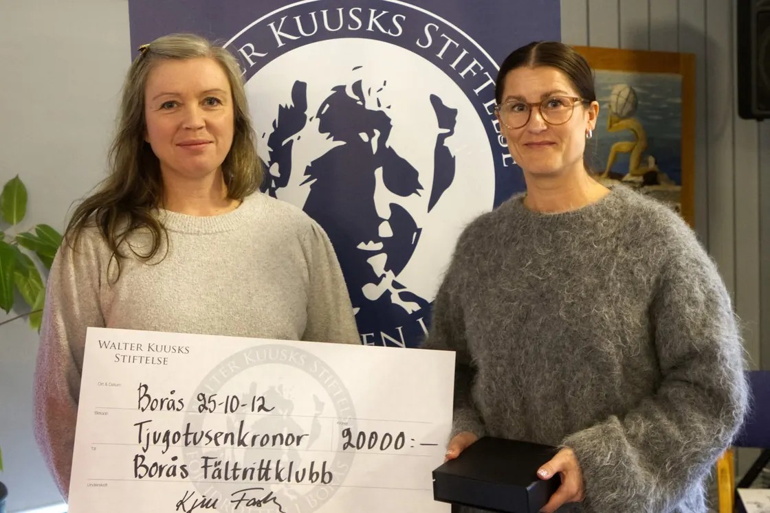 Borås Fältrittklubb tar emot sitt klubbstipendium